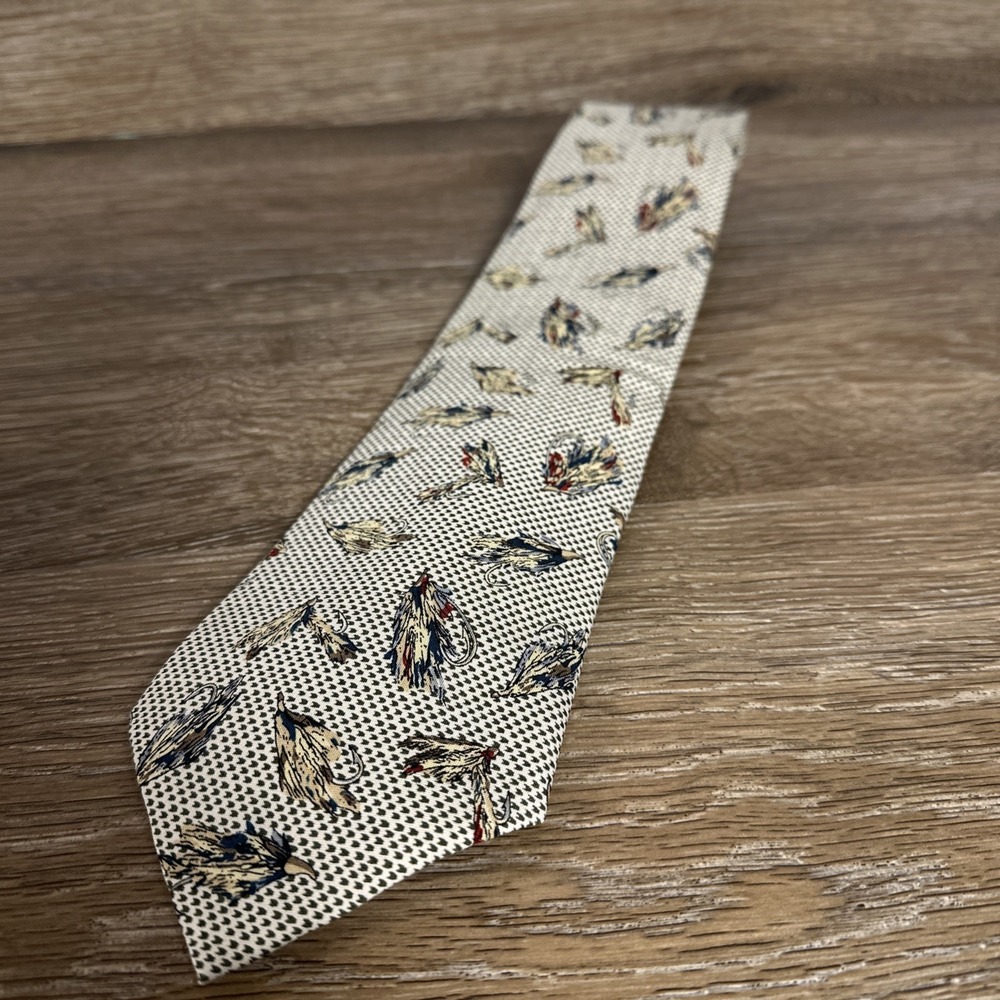 E.M. Risby Silk Fly Fishing Lure Neck Tie Made USA Angler Fisherman Beige VTG